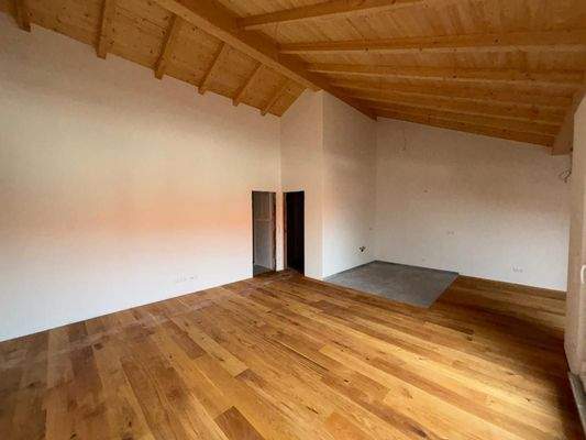 Wohn-Essbereich mit Küche (8).jpeg