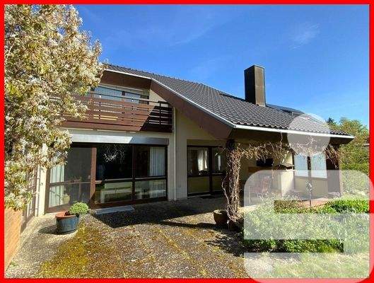 Südansicht mit Terrasse