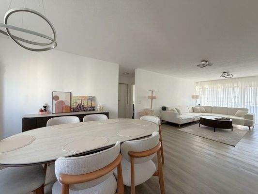 Wohn-/Esszimmer