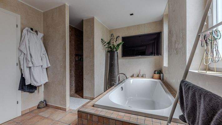 KITZIMMO-Hochwertige Haushälfte am Golfplatz kaufen - Immobilien Kitzbühel.