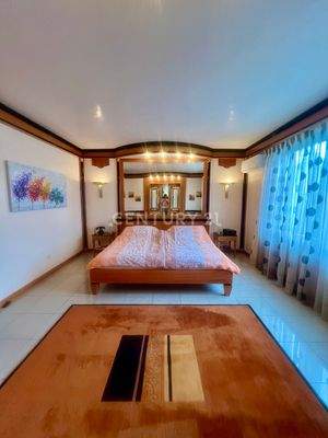 Maßgefertigtes Schlazimmer -  EG