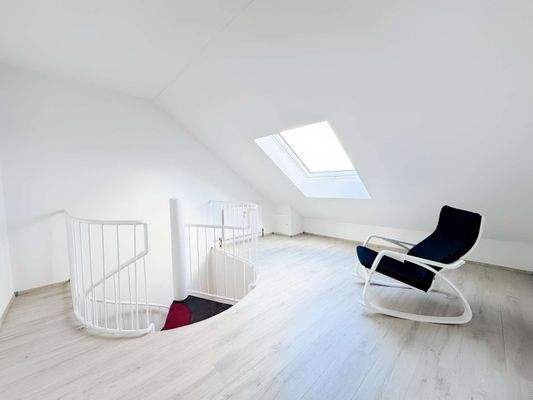 Vorraum Wendeltreppe