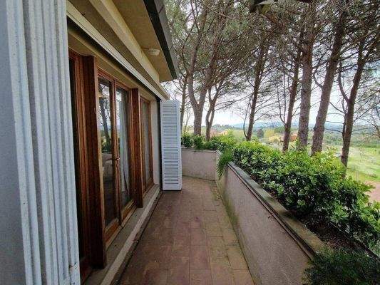 29_Bauhausstil Toskana.jpg