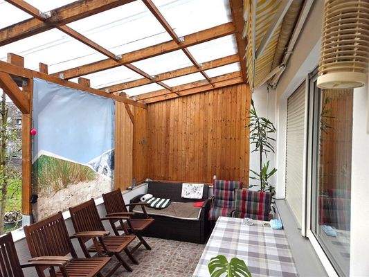 Überdachte Terrasse
