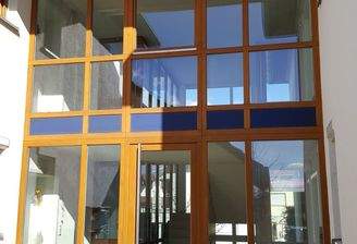 Glasfassade Eingangsbereich