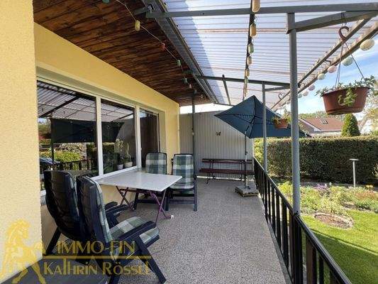 Überdachte Terrasse (W)