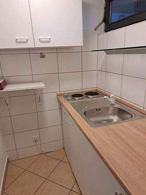 Küche mit integrierter Pantryküche.jpg