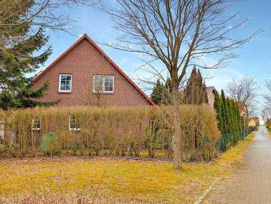 makellos 21 - EFH Devin - Haus mit Grundstück.jpg