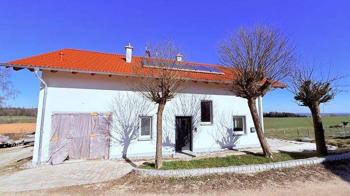 Haus mit integrierter Garage