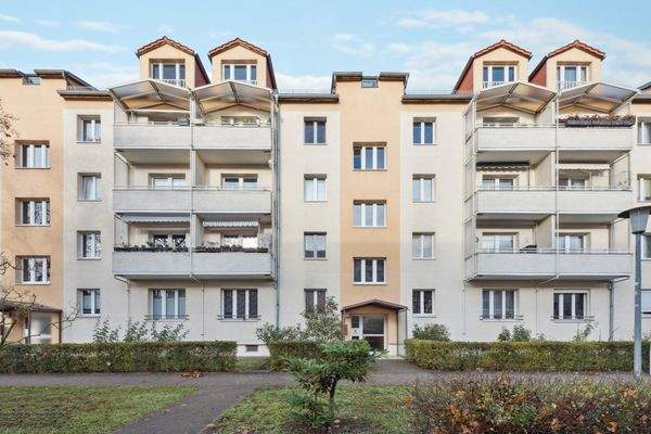 Frontansicht Gebäude