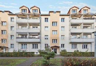 Frontansicht Gebäude