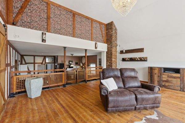 Wohnzimmer_OG ehemalige Bühne 