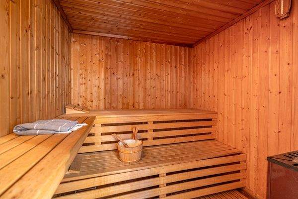 Sauna.jpeg