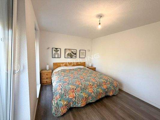 Schlafzimmer 1 von 2