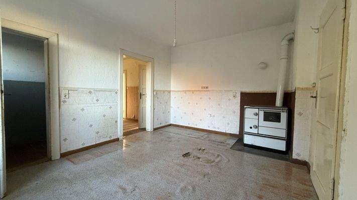 Küche mit Speisekammer, WE 1