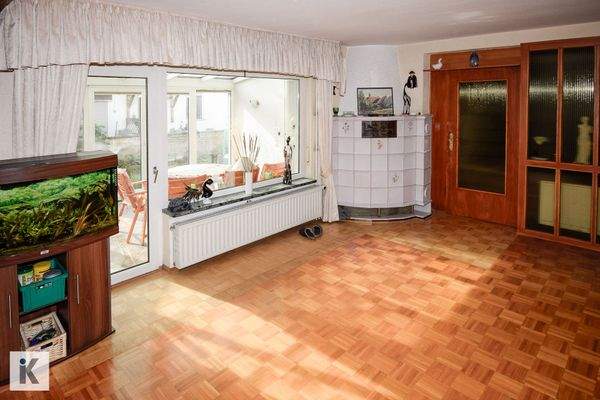 Wohnzimmer mit Wintergarten