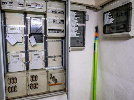 Keller - Elektroinstallation 8343.jpg