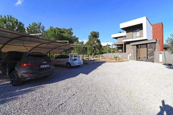 Furnished Detached Villa in Nature in Döşemealtı Antalya