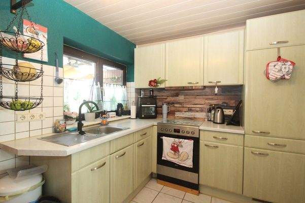 … mit Fenster zum Garten