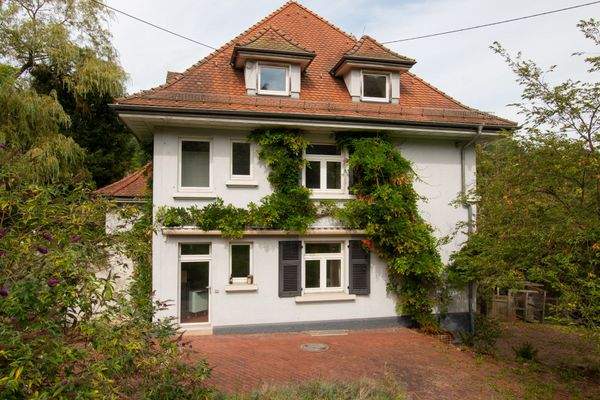 Hausansicht vom Garten