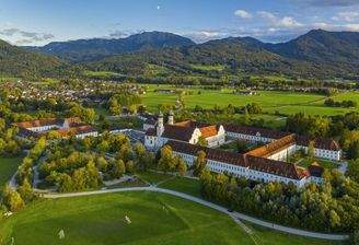 KI-gestütützte Darstellung, Benediktbeuern