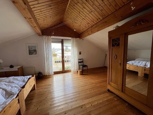 Schlafzimmer  DG