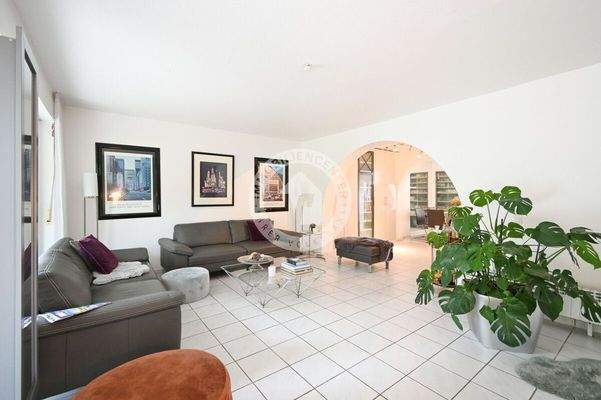 Wohnzimmer (Blick 1)