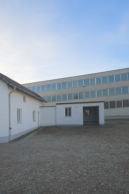Außenansicht Haus/Garage