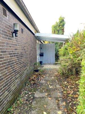 6 Eingang Hauptwhg.jpg