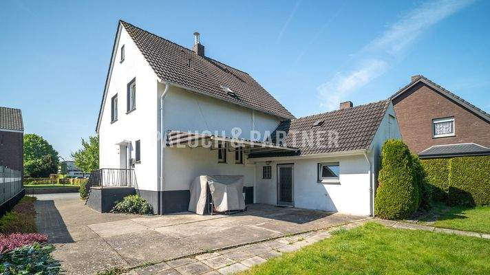 Hausansicht vom Garten