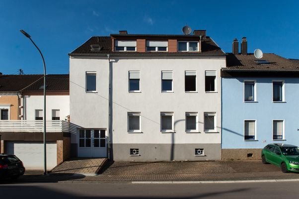 Straßenansicht