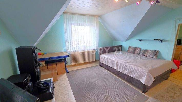 Gegenseite des Kinderzimmers im Obergeschoss