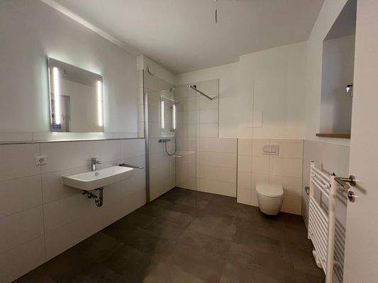 Bad Ausstattung ähnlich