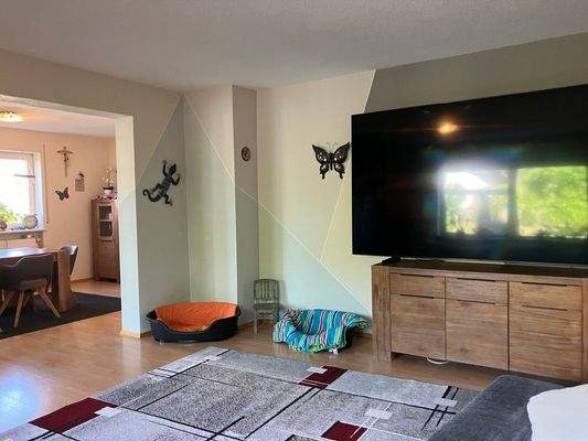 Wohnzimmer Blick in Richtung Esszimmer