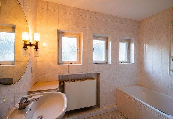 1. Obergeschoss: Badezimmer