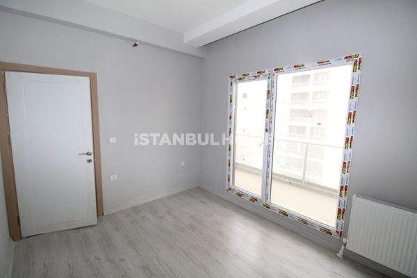 1-Bedroom Flat in a Complex with Amenities in Esenyurt Istanbul
