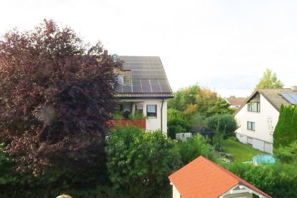 Mitten im Grünen - MIT PHOTOVOLTAIK