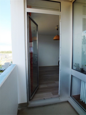 Seiteneingang Balkon