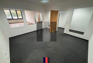 Büro Innenansicht 1