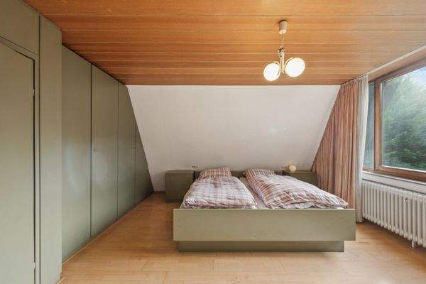 Elternschlafzimmer DG