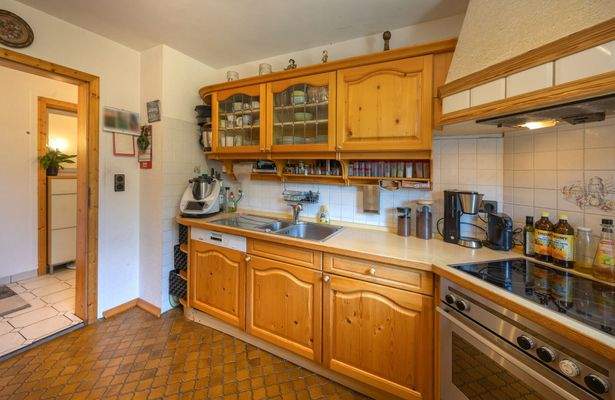 Gepflegte Einbauküche