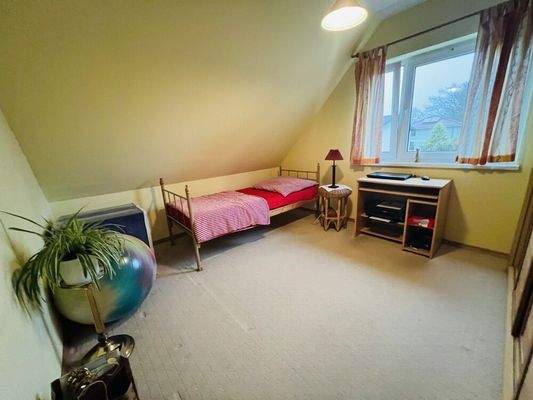 Gäste-/ Kinderzimmer