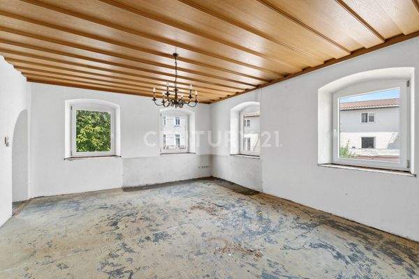 Wohnung Nr. 2 Obergeschoss, Bahnhofstr. 6+8