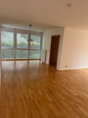 Essbereich - Zugang zur Küche.jpg