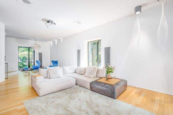 Wohnbereich mit Kamin