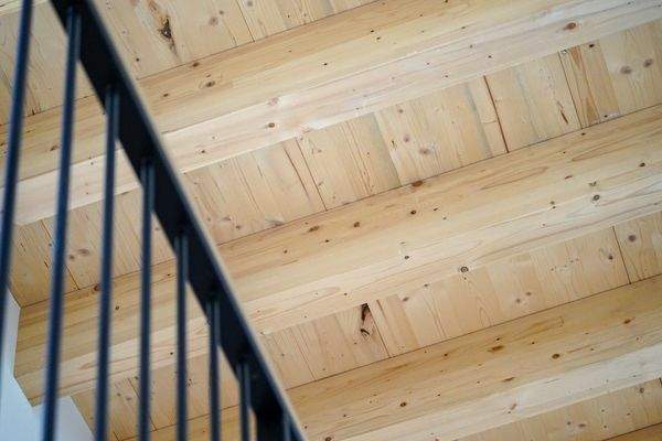 Holzdecke obere Etage