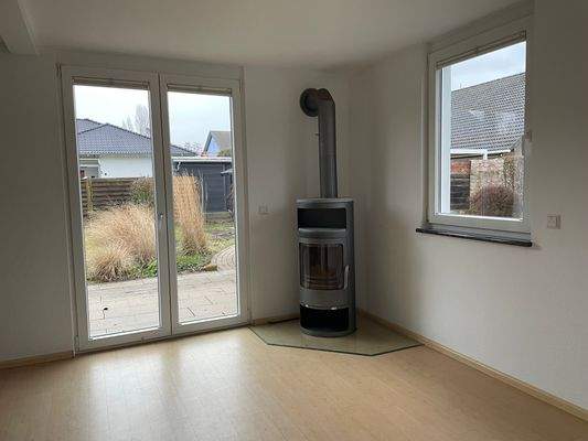 EG Ess-Wohnzimmer mit Schwedenofen 