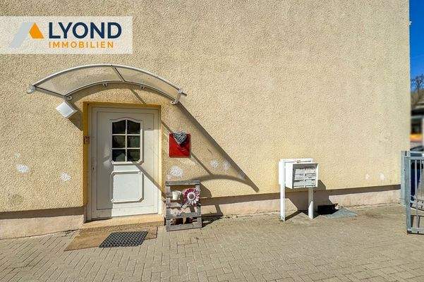 Eingangsbereich Außen