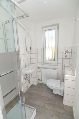 WG-Wohnung-Gießen-Händelstraße 4-50032_002-Badezim