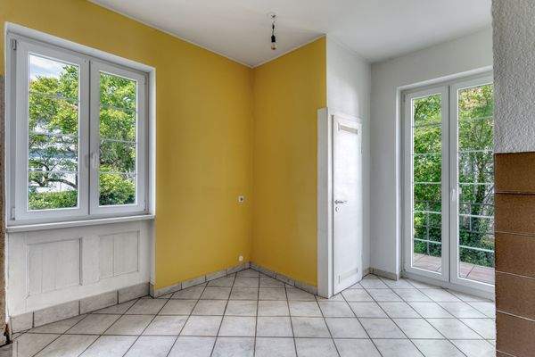 Küche mit Gartenzugang